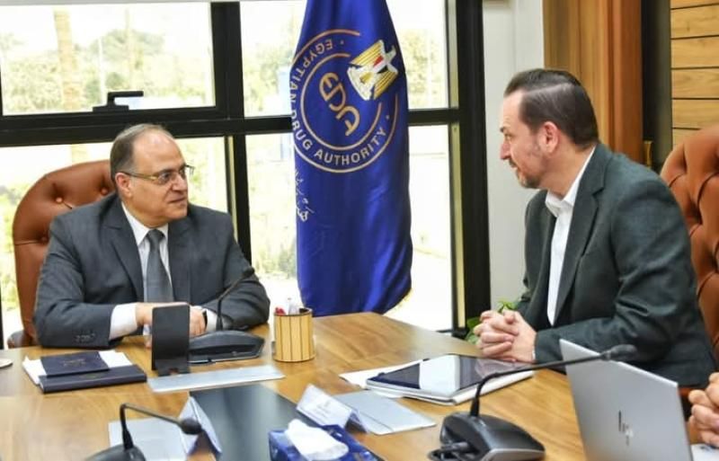 بهدف توطين صناعة مستحضرات الأورام رئيس هيئة الدواء يستقبل مدير...