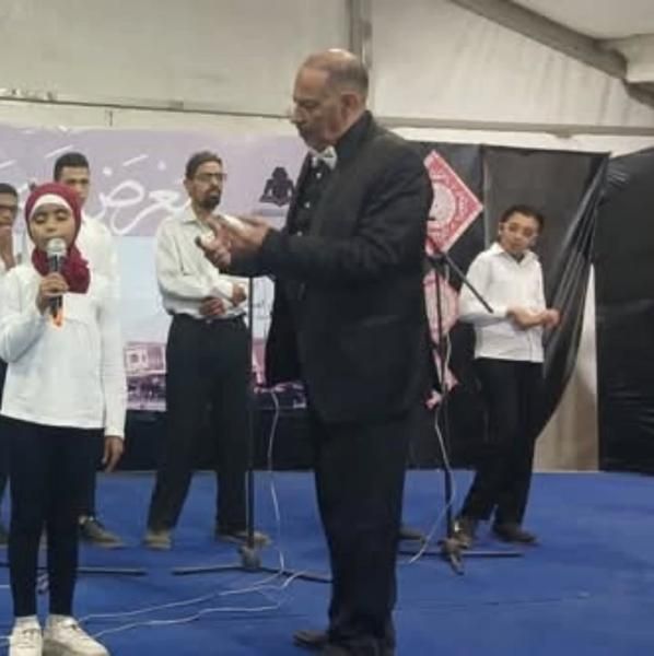 إقبال جماهيري كبير على فعاليات معرض فيصل للكتاب وفرقة «بنكمل بعض» تخطف...