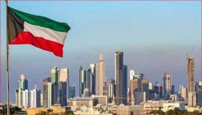 الكويت تعلن : غداً أول أيام عيد الفطر المبارك