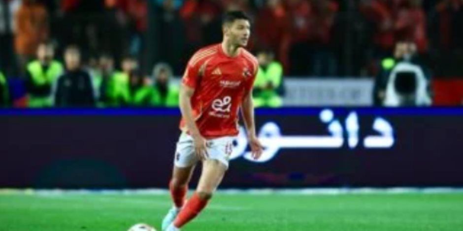 أشرف دارى يقود دفاع الأهلي أمام الهلال السودانى فى دوري أبطال أفريقيا