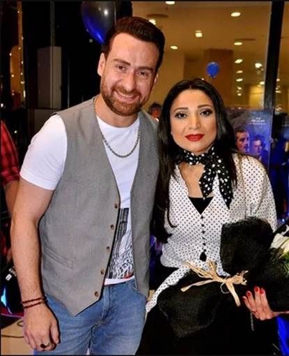 وفاة زوجة الفنان نضال الشافعي بعد أيام من وفاة والدتها