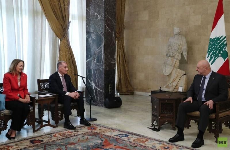 ‌‏الرئيس اللبناني: سحب سلاح حزب الله يتم عبر الحوار