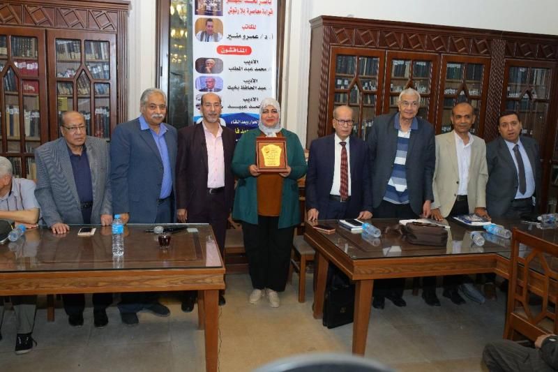 ”ناصر تحت المجهر” في مناقشات نادي أدب سوهاج