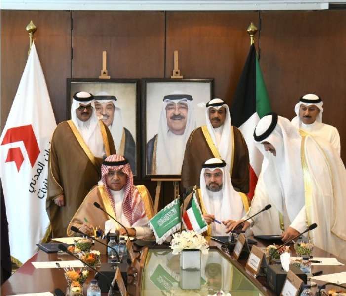 الكويت والسعودية توقعان مذكرة تعاون فني في مجال الطيران