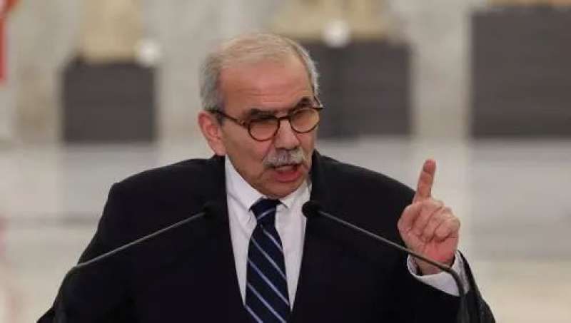 رئيس وزراء لبنان: سأبحث خلال زيارتي لدمشق غدا ملف المفقودين في سوريا