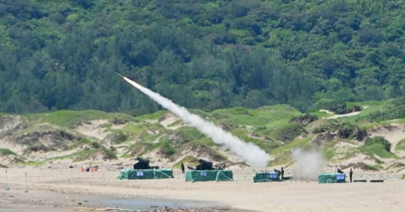 صفقة دفاعية ضخمة.. المغرب يشتري 600 صاروخ ”ستينغر” من واشنطن لتعزيز دفاعاته...