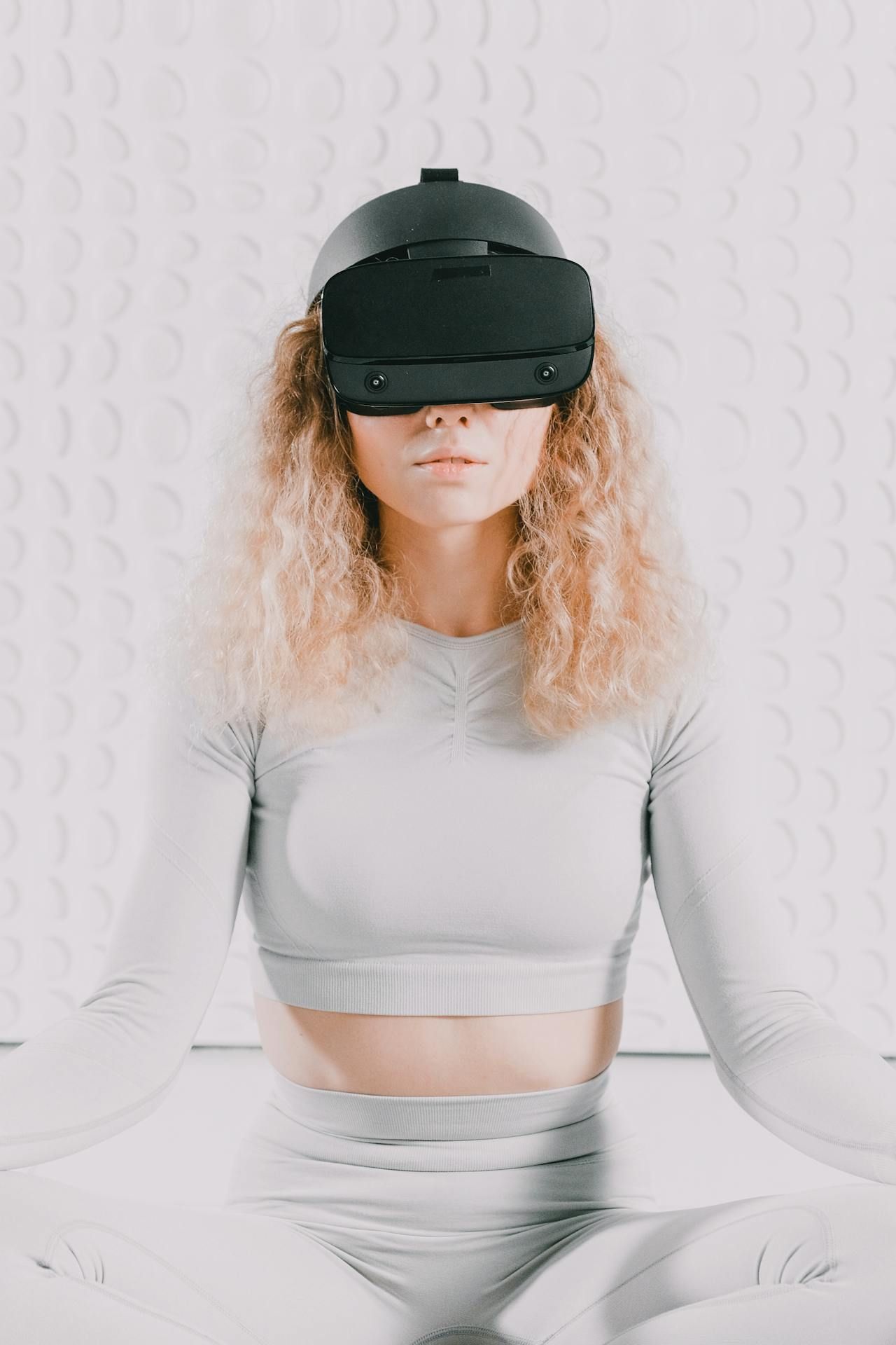 تعرفي إلى أبرز التأثيرات الإيجابية لعصر الواقع الافتراضي والذكاء الاصطناعي على رشاقتكِ وحالتكِ النفسية