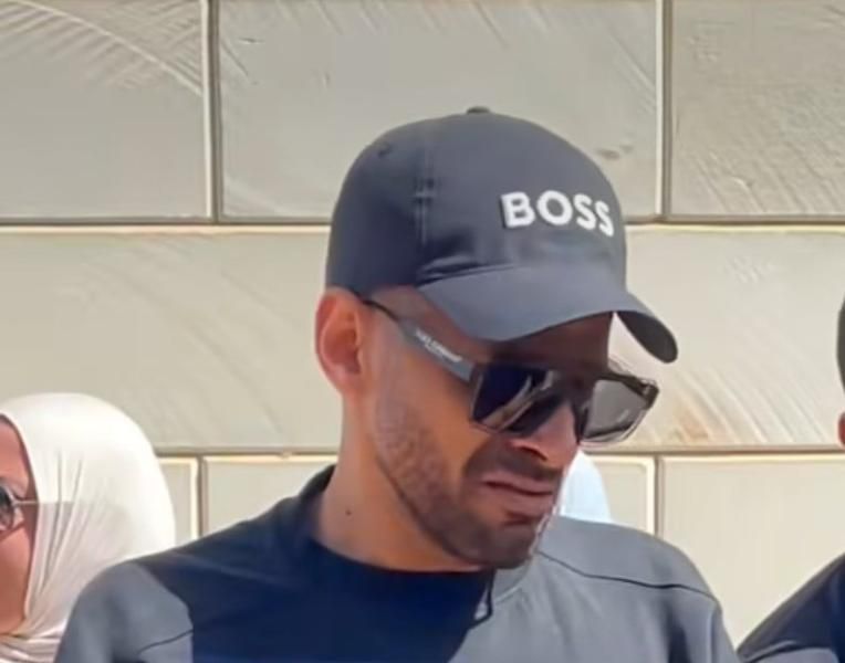 البكاء يغالب حمدي الميرغني في وداع سليمان عيد.. لحظة مؤثرة