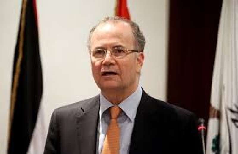 الاحتلال يمنع جولة لرئيس الوزراء الفلسطيني ويعرقل تحركات القيادة