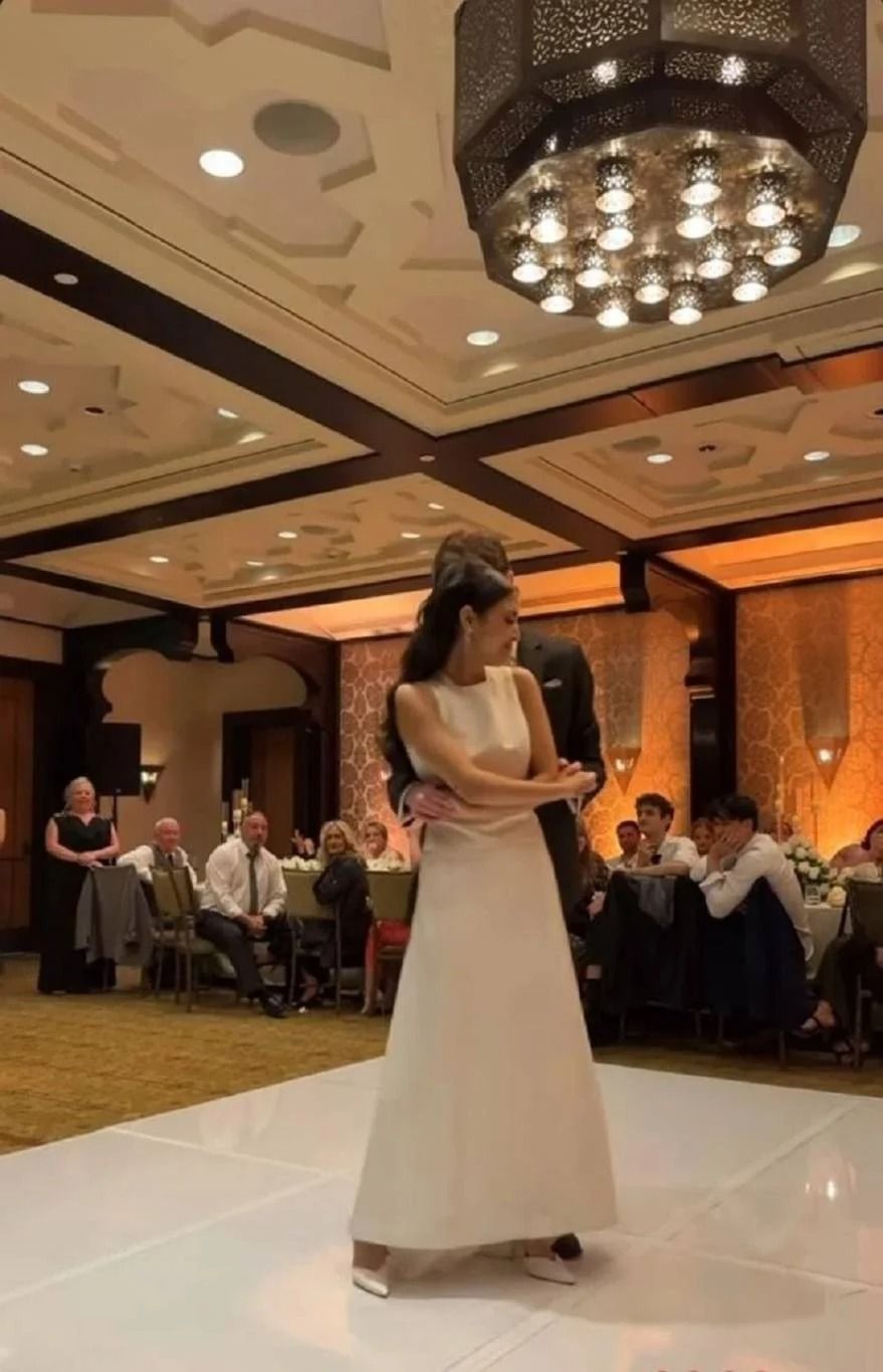 شاهد بالصور.. زفاف مي الغيطي على طبيب بريطاني في لندن