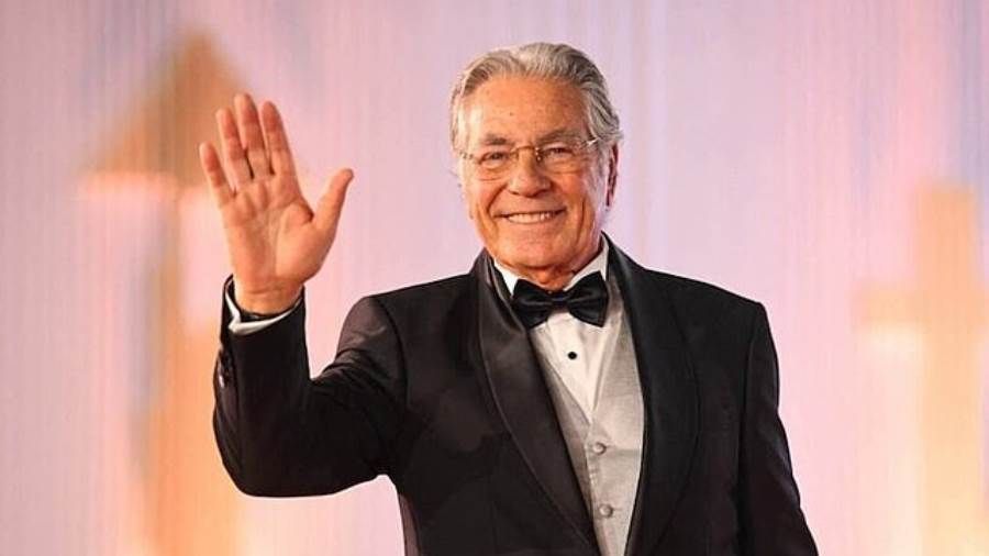 ظهور نادر لأبناء الفنان مصطفى فهمي في ختام مهرجان جمعية الفيلم الـ 51 في ظهور نادر لهما ظهر أبناء الفنان مصطفى فهمي عمر ودينا لاستلام تكريمه في ختام الدورة الـ 51 من مهرجان جمع إقرأ المزيد