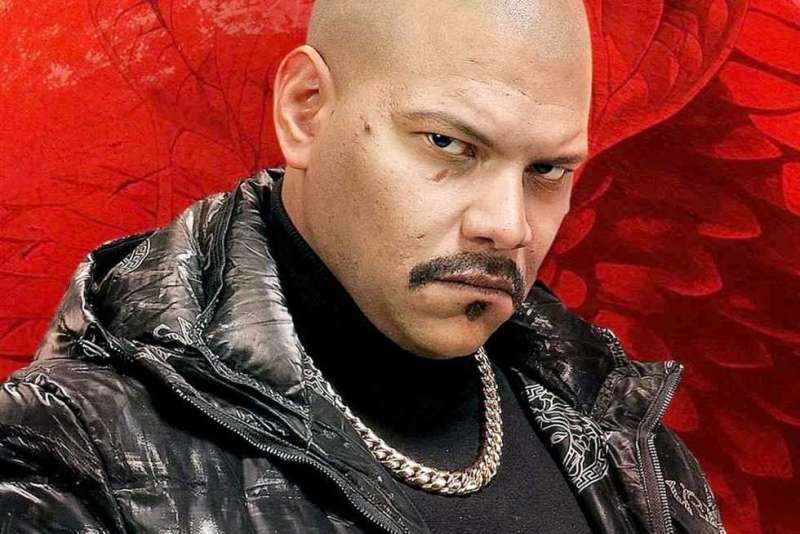 أحمد عبد الحميد يبوح بألمه .. شهران من الحيرة مع مرض ابنته...