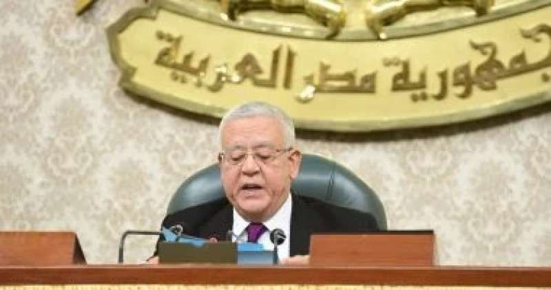 جبالي يوجه رسالة تهنئة للرئيس السيسي بمناسبة عيد العمال: ”بكم تنهض الأوطان”