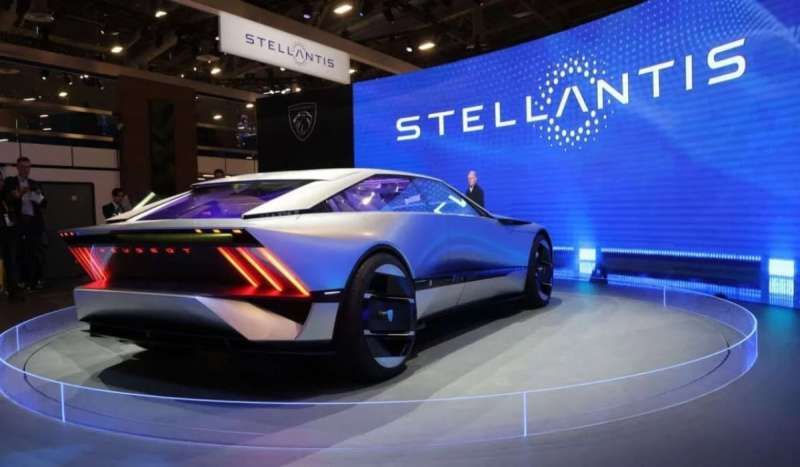 ستيلانتس توفر إنجاز تقني و ثوري جديد في بطاريات السيارات الكهربائية