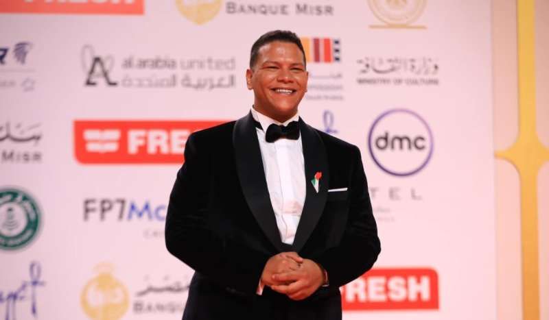 ”ادعوا لها وادعوا لنا”.. أحمد عبد الحميد يطلب من جمهوره الدعاء لابنته...