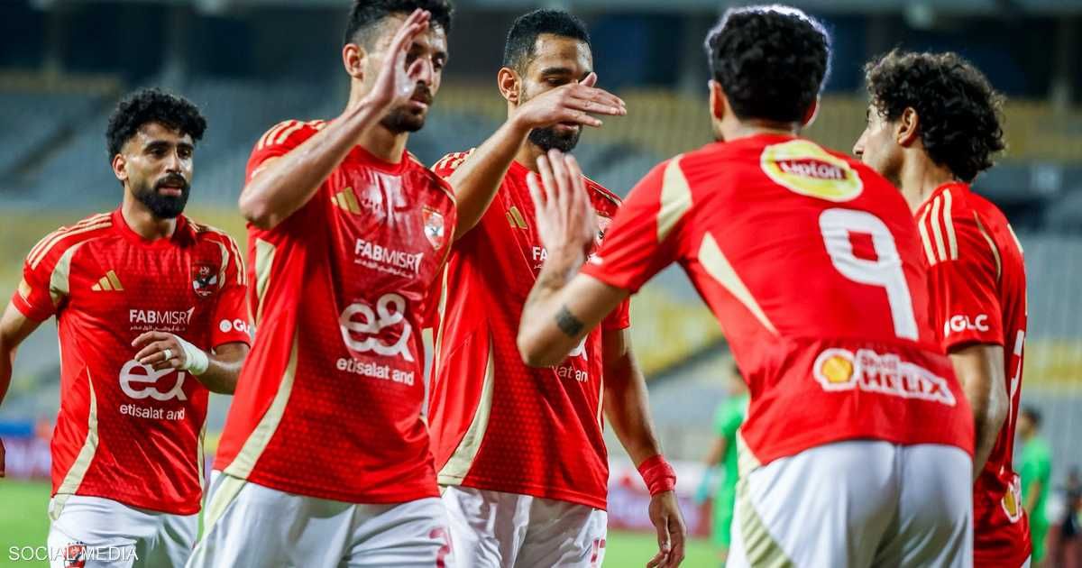 العالم اليوم - الأهلي يقسو على المصري برباعية.. ويعتلي قمة الدوري المصري
