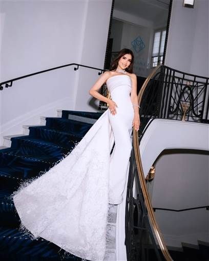 مي عمر تتألق بفستان أبيض من تصميم رامي قاضي في مهرجان كان تتواجد الفنانة مي عمر في مدينة كان الفرنسية حيث حضرت إحدى فعاليات الدورة الـ78 من مهرجان كان السينمائي.وأطلت إقرأ المزيد