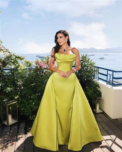 ياسمين صبري تخطف الأنظار بأحدث جلسة تصوير من مهرجان "كان" شاركت النجمة ياسمين صبري جمهورها عبر صفحتها الرسمية في موقع التواصل الاجتماعي إنستجرام أحدث جلسة تصوير لها خ إقرأ المزيد