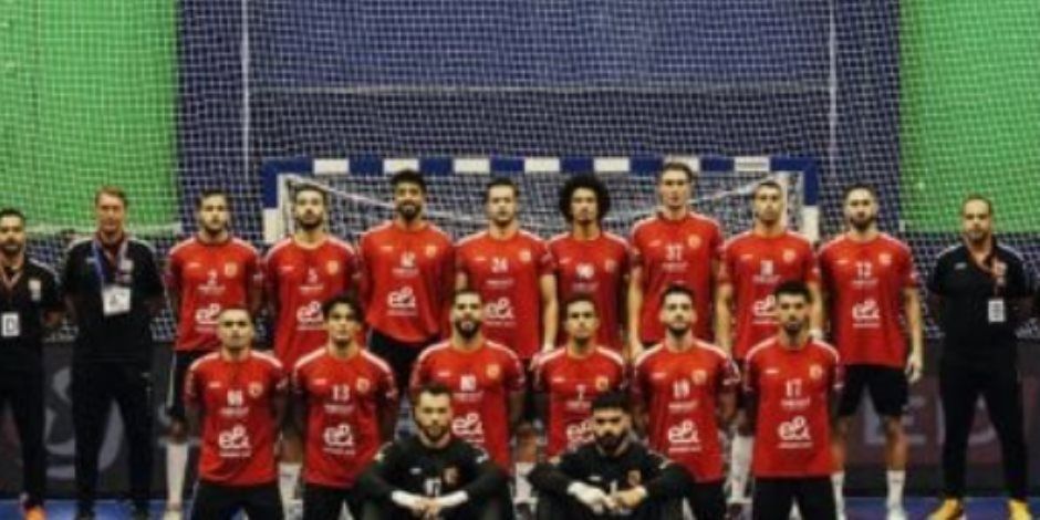 الأهلي يهزم الزمالك 31-28 ويتوج بلقب الكؤوس الأفريقية لليد