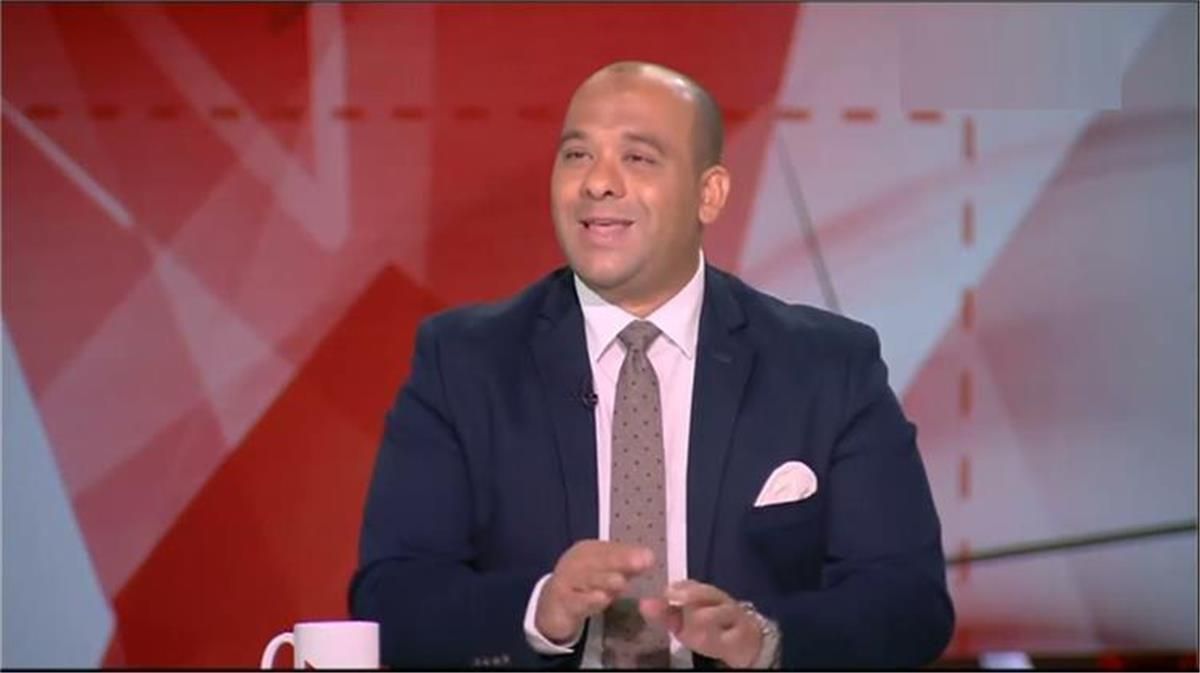 وليد صلاح الدين يتوقع تشكيل الأهلي في كأس العالم للأندية.. ومصير مصطفى العش
