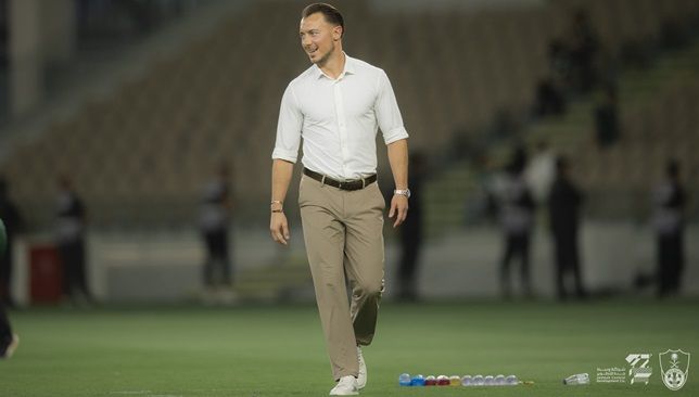 مفاجأة بشأن مصير يايسله مع الأهلي ومفاوضات تشافي