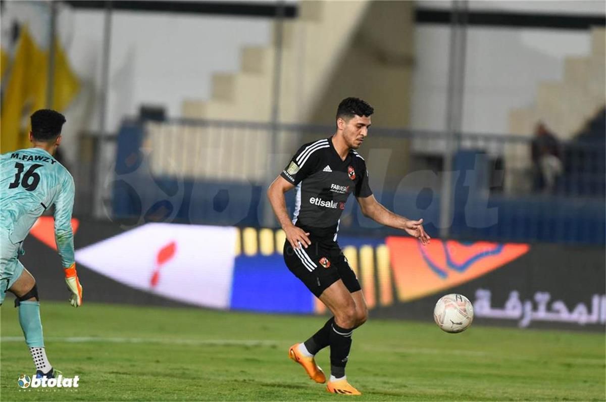 محمد شريف يعلق على انتقال زيزو إلى الأهلي ويؤكد: لا يوجد لاعب يستحق 100 مليون