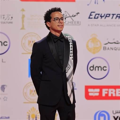 محمد ممدوح وطه دسوقي يبدآن تصوير "دافنينه سوا" بعد العيد يبدأ المخرج وليد الحلفاوي بعد عيد الأضحى المبارك تصوير أحدث أفلامه دافنينه سوا والذي يجمع النجمين طه دسوقي إقرأ المزيد