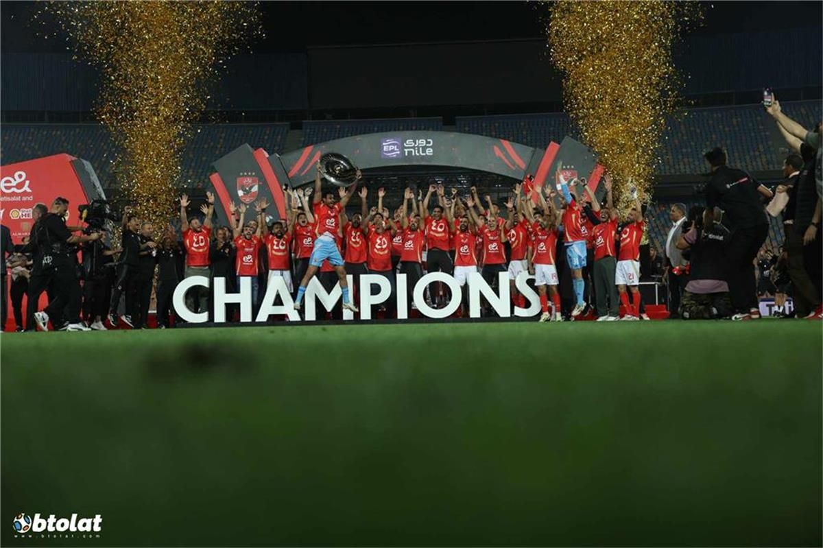 الأهلي يضم صفقة جديدة.. وأول خلاف بين ريفيرو والإدارة