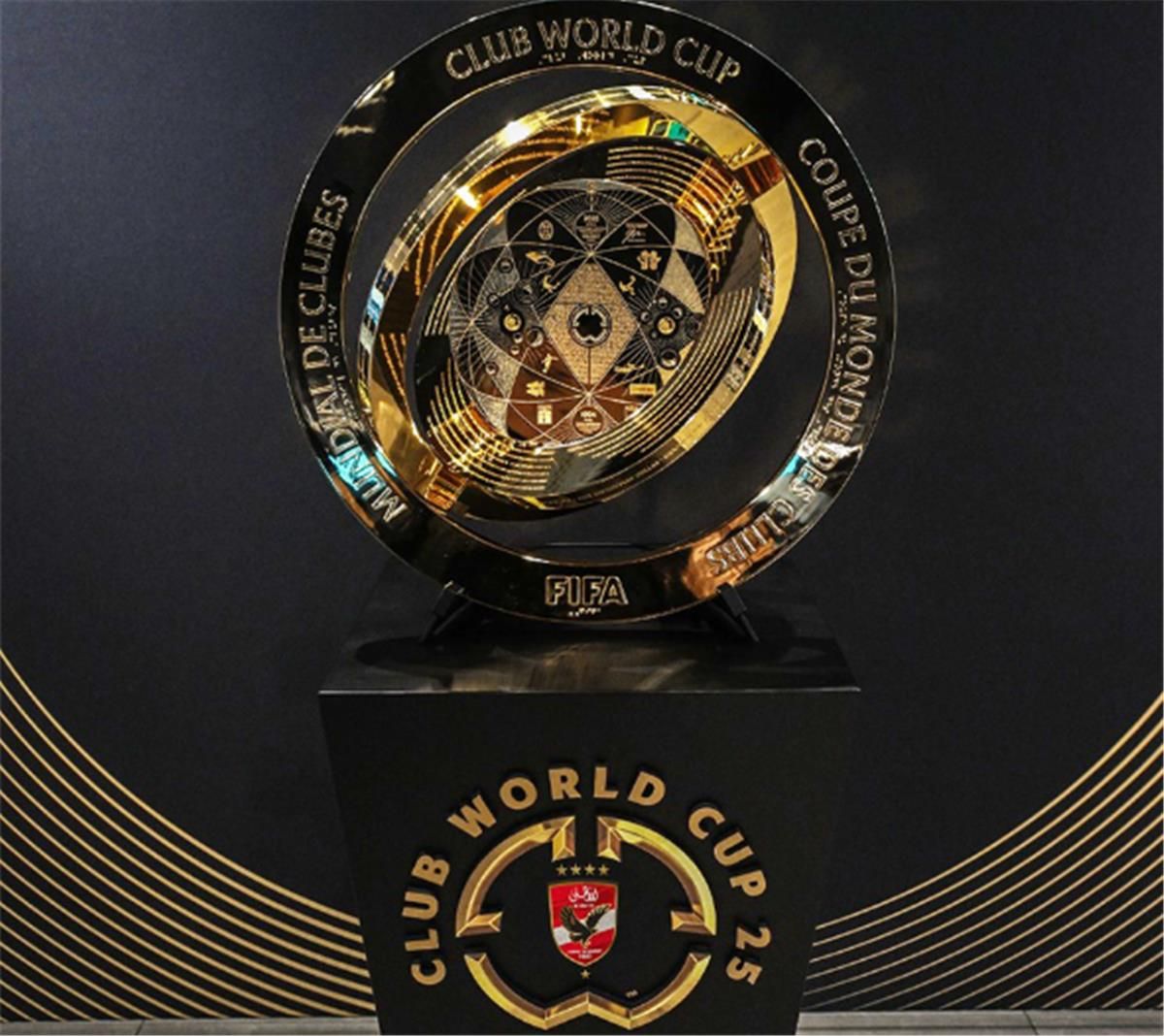 وصف أحدهم بالأفضل على مر العصور.. فيفا يستعرض تاريخ ثلاثي أيقوني في الأهلي قبل المشاركة بـ كأس العالم للأندية