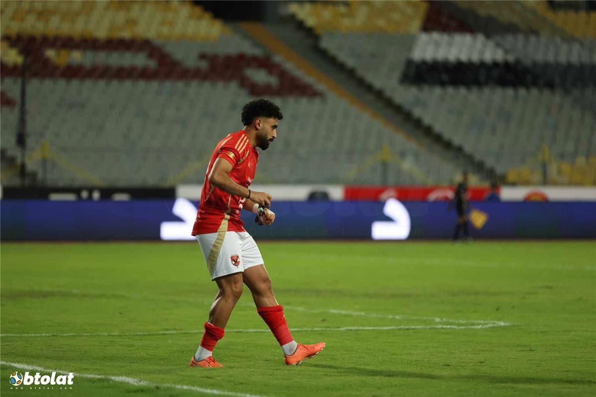 مروان عطية يكشف كواليس اللقاء الأول مع ريفيرو.. ورسالة للاعبين الراحلين عن الأهلي