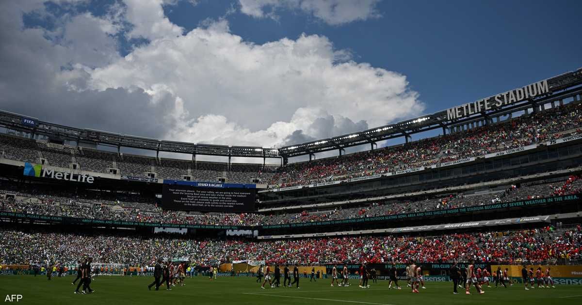 العالم اليوم - توقف مباراة الأهلي وبالميراس في مونديال الأندية بسبب الطقس