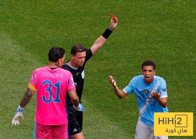 عاجل: الكشف عن عقوبة ريكو لويس بعد طرده ضد الوداد