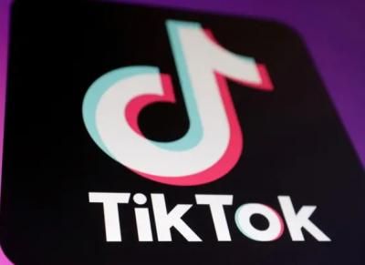 (تيك توك) يختبر ميزة منافسه (إنستغرام)