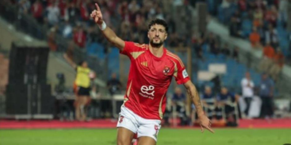 الأهلى يقرر تعديل عقد وسام أبو على وضمه للفئة الأولى المميزة