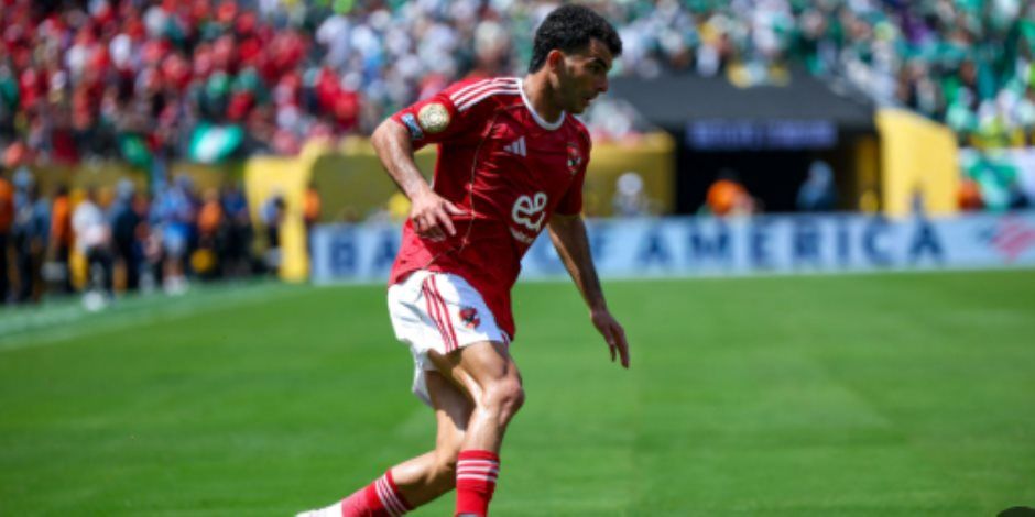 ريبيرو يرفض رحيل زيزو.. ويؤكد: نمبر وان فى تشكيل الأهلى بالموسم الجديد