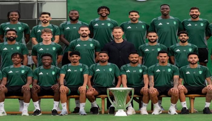 عاجل: «لإبراز تاريخه».. الأهلي السعودي يعلن تغيير شعاره (صورة)