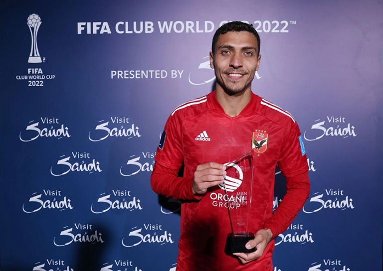 عاجل: ضربة جديدة للزمالك.. الأهلي يعيد رسميًا محمد شريف بالمجان