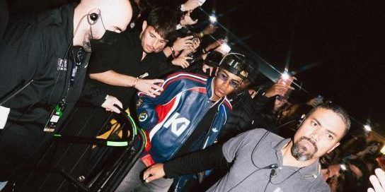 عاجل: كيف يقضي لاعبو برشلونة إجازتهم؟.. صور