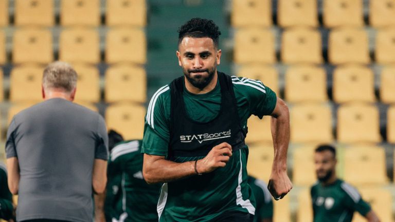 عاجل: بخطة صارمة.. رياض محرز يتدارك أخطاء الماضي