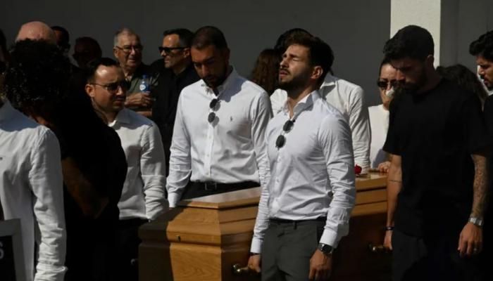 عاجل: جنازة ديوغو جوتا.. غياب محمد صلاح وحضور نجوم الكرة في البرتغال