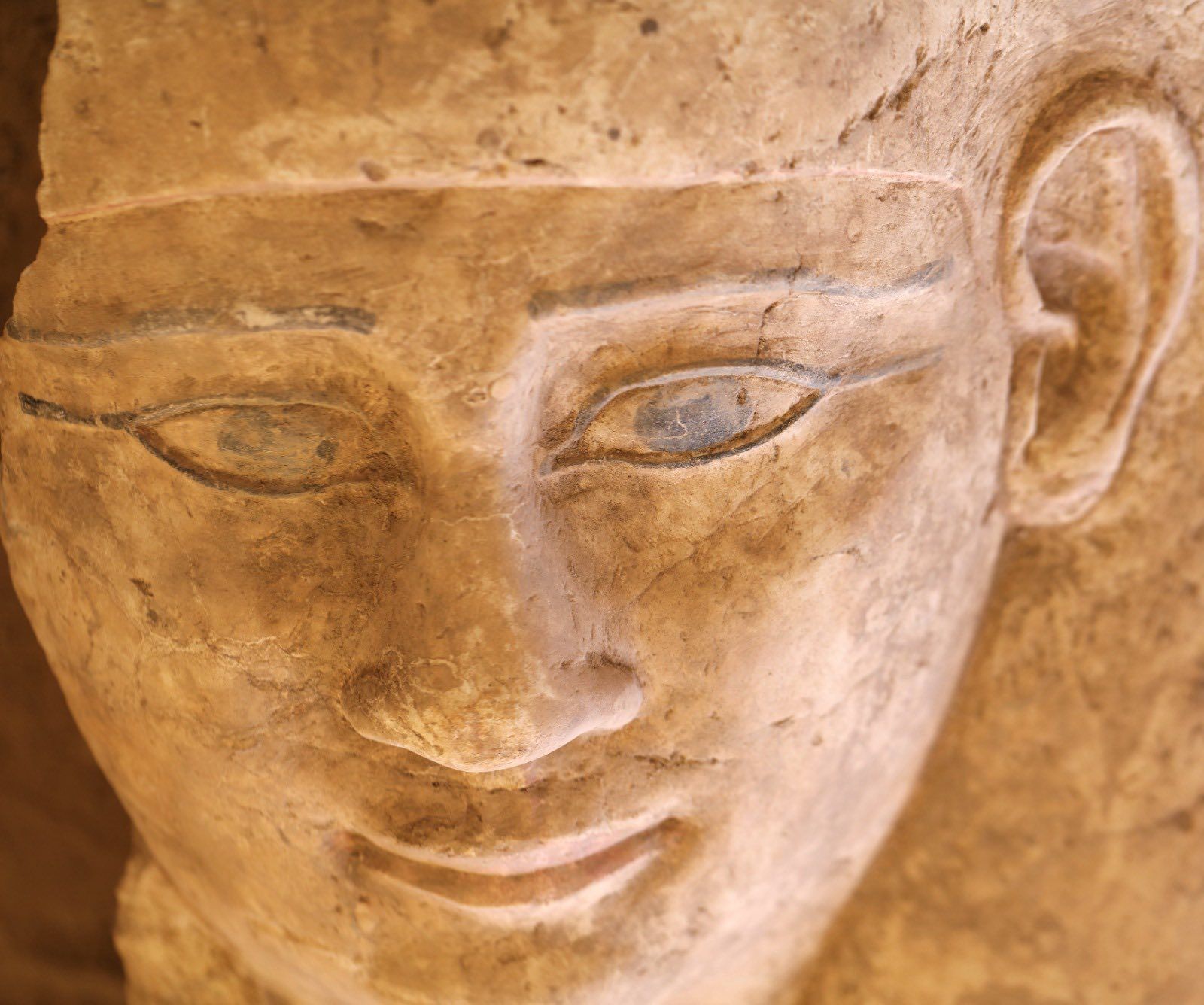 عاجل: مقابر يونانية ورومانية.. الإعلان عن كشف أثري جديد في أسوان