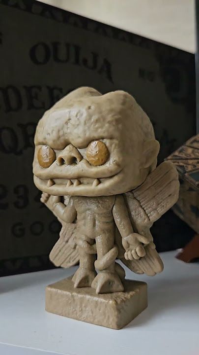 عاجل: تسكنها الشياطين وتهاجم ليلًا.. لابوبو دمي لطيفة تضمر الشر بين أنيابها