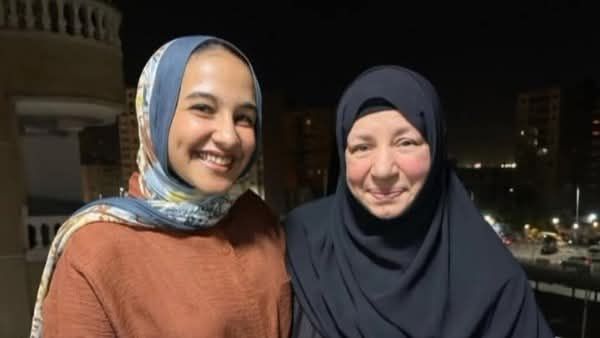 عاجل: كيف استقبل الجمهور عودة عادل إمام وعبلة كامل؟