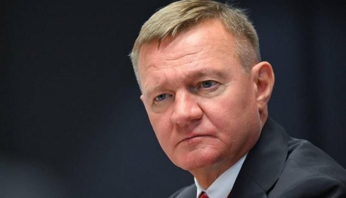 عاجل: بعد ساعات من إقالته.. انتحار وزير النقل الروسي السابق