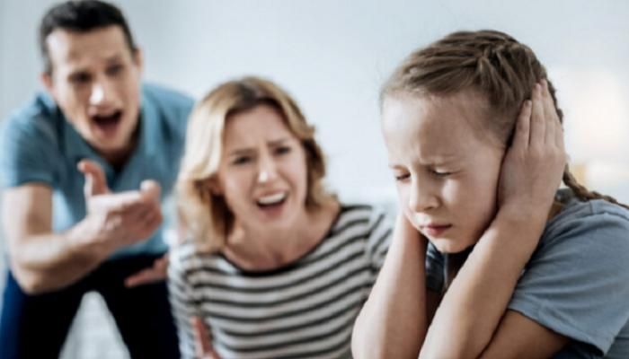 عاجل: هل نشأت في كنف أب نرجسي؟ علامات قد تكشف لك الحقيقة المؤلمة