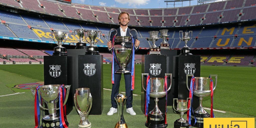 عاجل: أبرز بطولات وأرقام راكيتيتش مع برشلونة بعد اعتزاله نهائيا