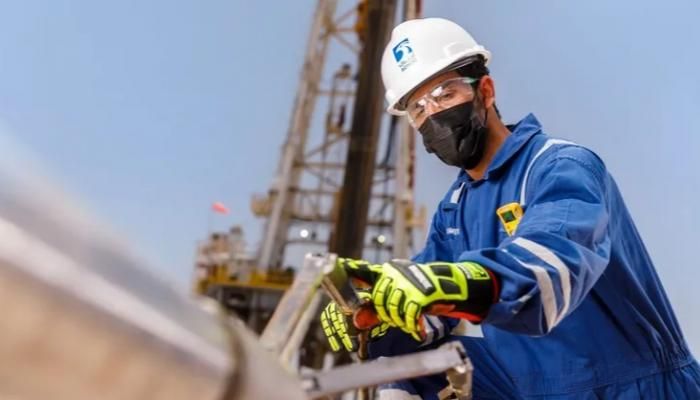 عاجل: «أدنوك للحفر» تحقق معدل تشغيل كامل للأسطول بنسبة ‎%100.. إنجاز يرسخ الريادة