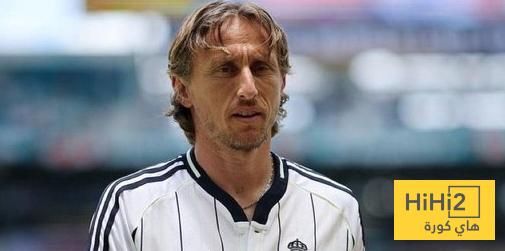 عاجل: صورة .. لاعبي الريال تابعوا مباراة باريس ضد بايرن ميونخ