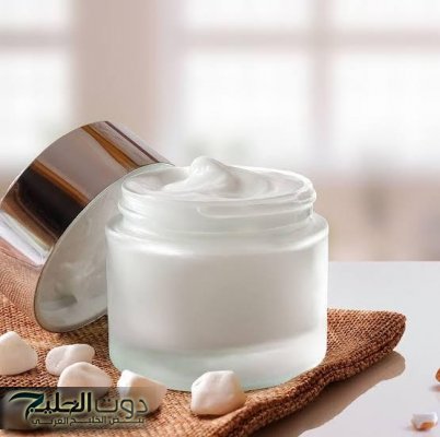 حولي رائحة العرق لمسك حضري مزيل عرق طبيعي يخلصك من رائحة العرق ويبيض الإبطين