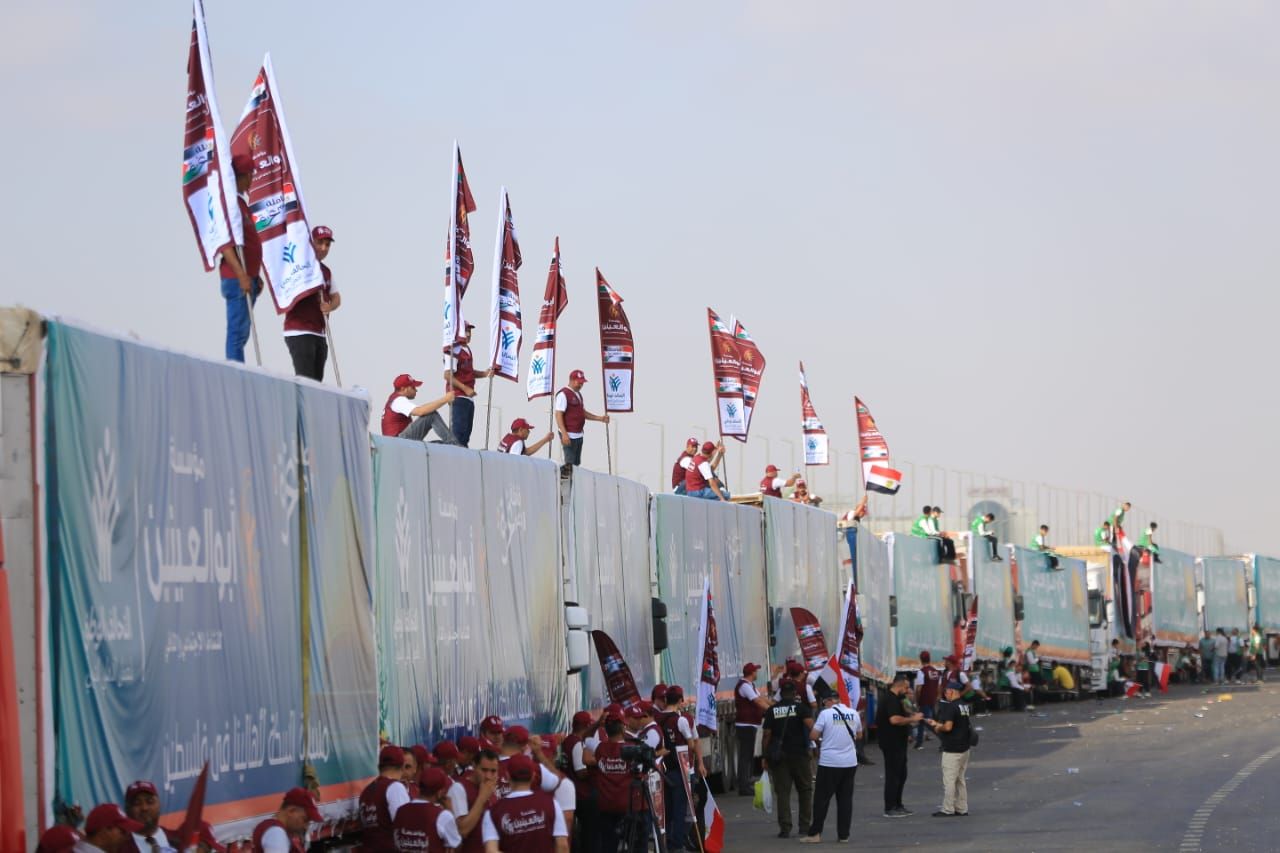قافلة التحالف الوطني رقم 11 تنطلق لدعم غزة بـ 200 شاحنة إغاثية.. "صور"